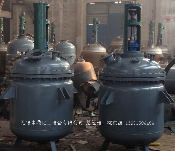 蒸汽加熱反應(yīng)釜、導(dǎo)熱油循環(huán)加熱反應(yīng)釜 